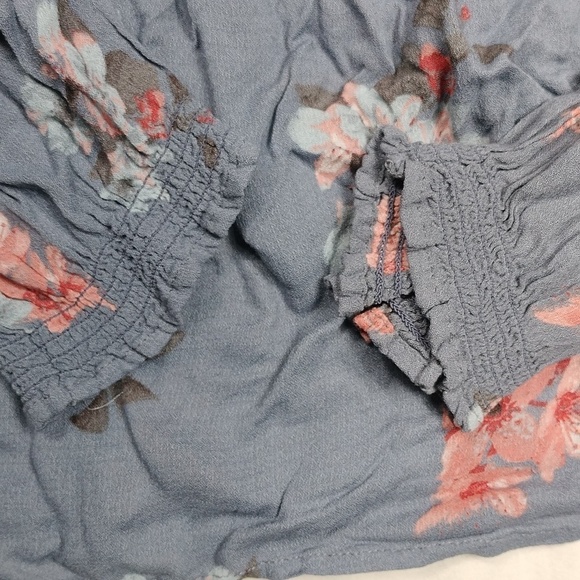 Lucky Brand women's long sleeved blouse size medium - Picture 5 of 12